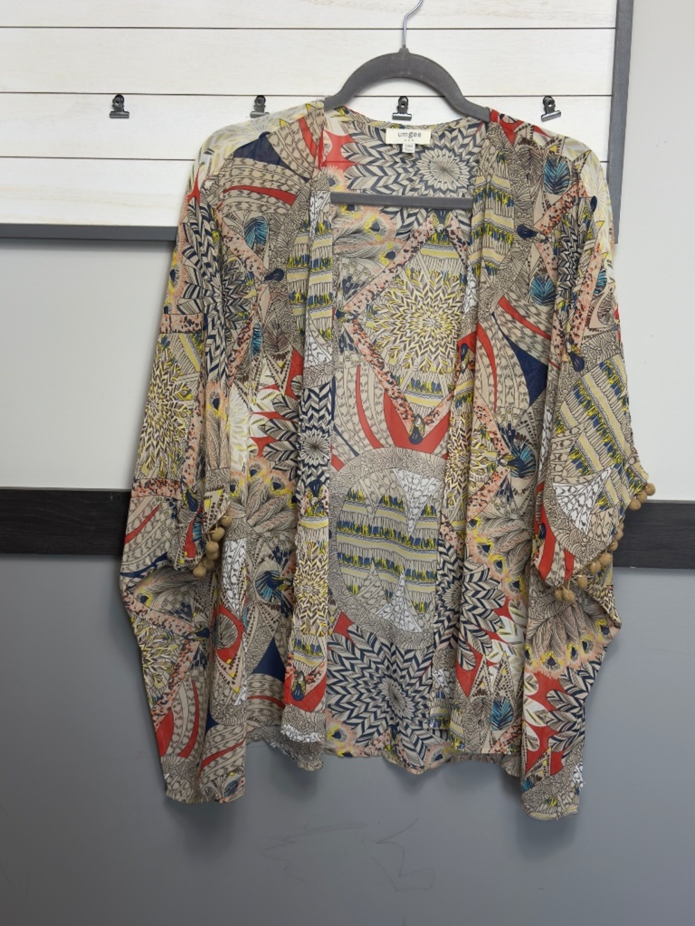 UMGEE womans dolman open cardigan short sleeve size S/M lightweight print
